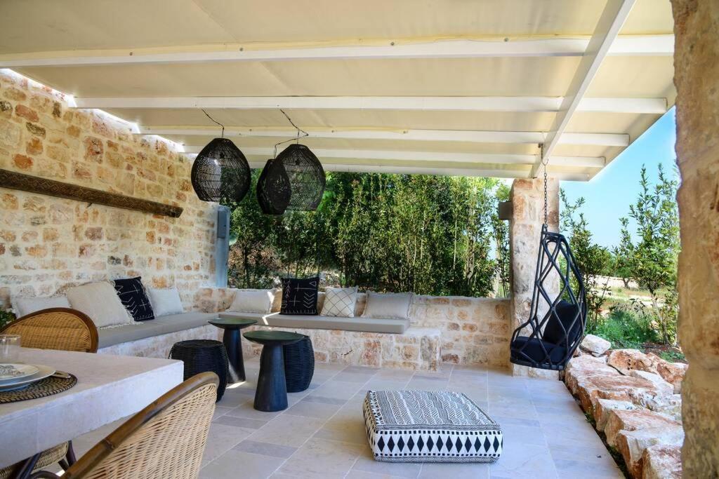 Trullo And Lamia Cinera Villa Cisternino Exterior photo